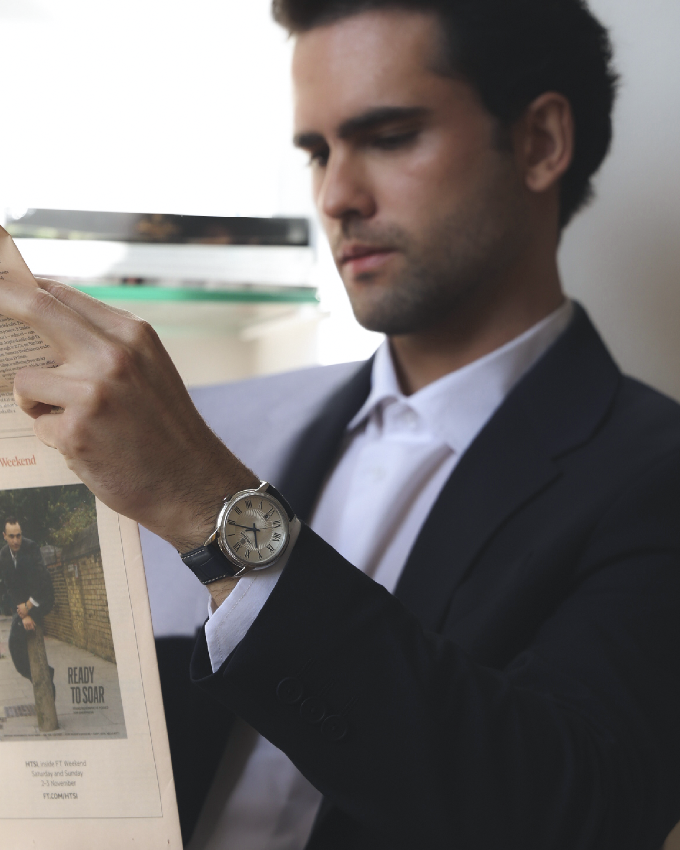 Salvan correa azul y esfera blanca