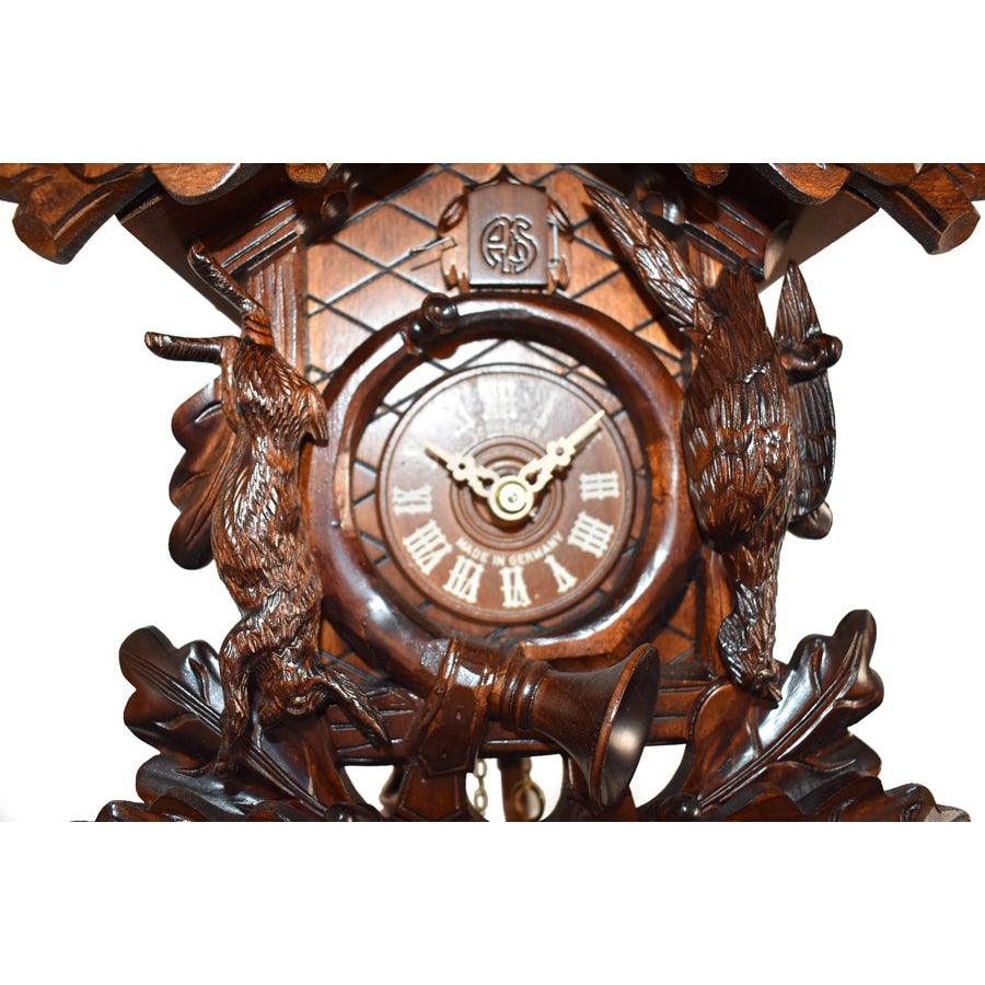Reloj musical cucú tallado a mano