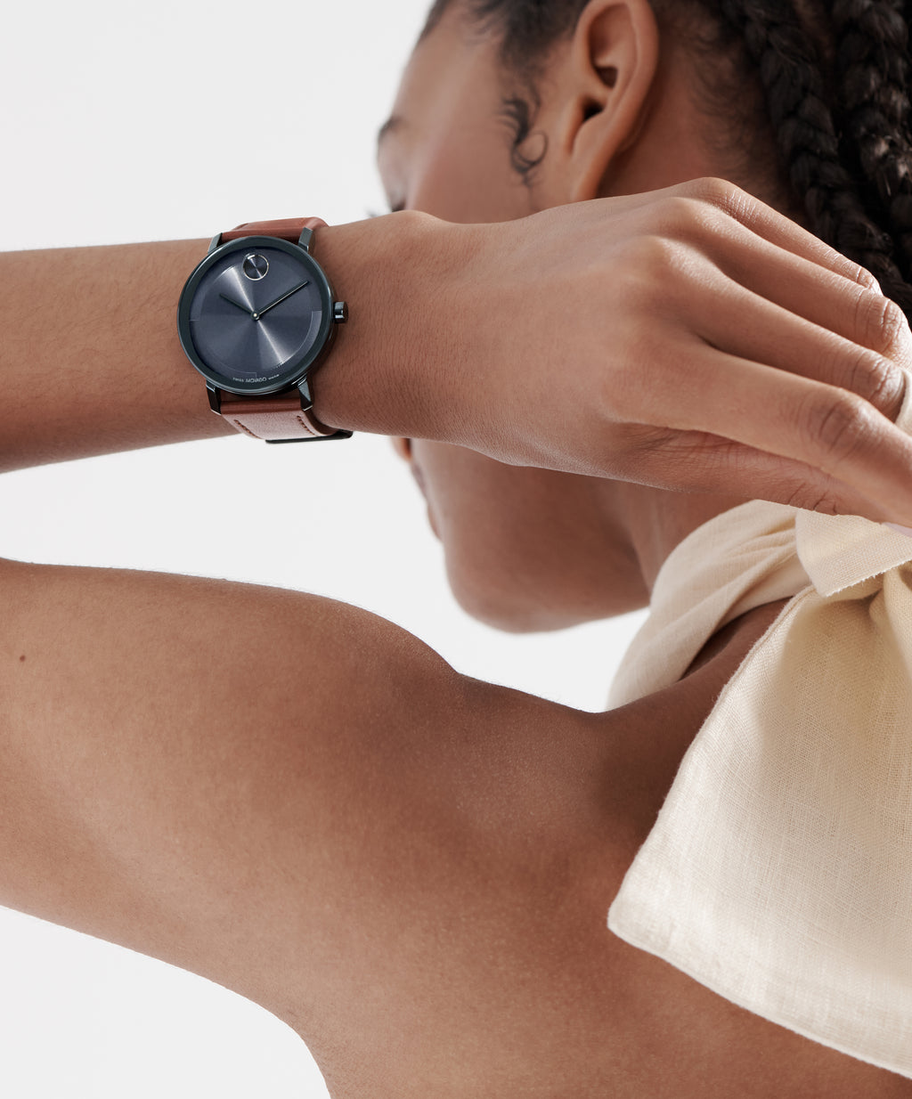 Bold Evolution 2.0 dial azul correa marrón