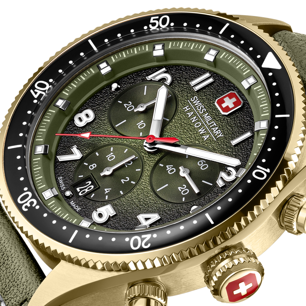 Greyhound Chrono Green Brown
